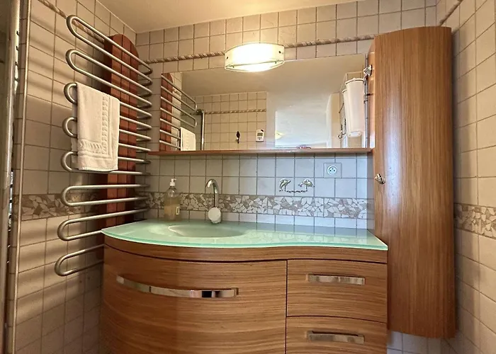 Gu000-18b - 4 Pièces - 7 Couchages Villa